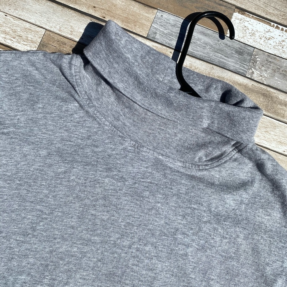 Urban outfitters long sleeve turtle neck